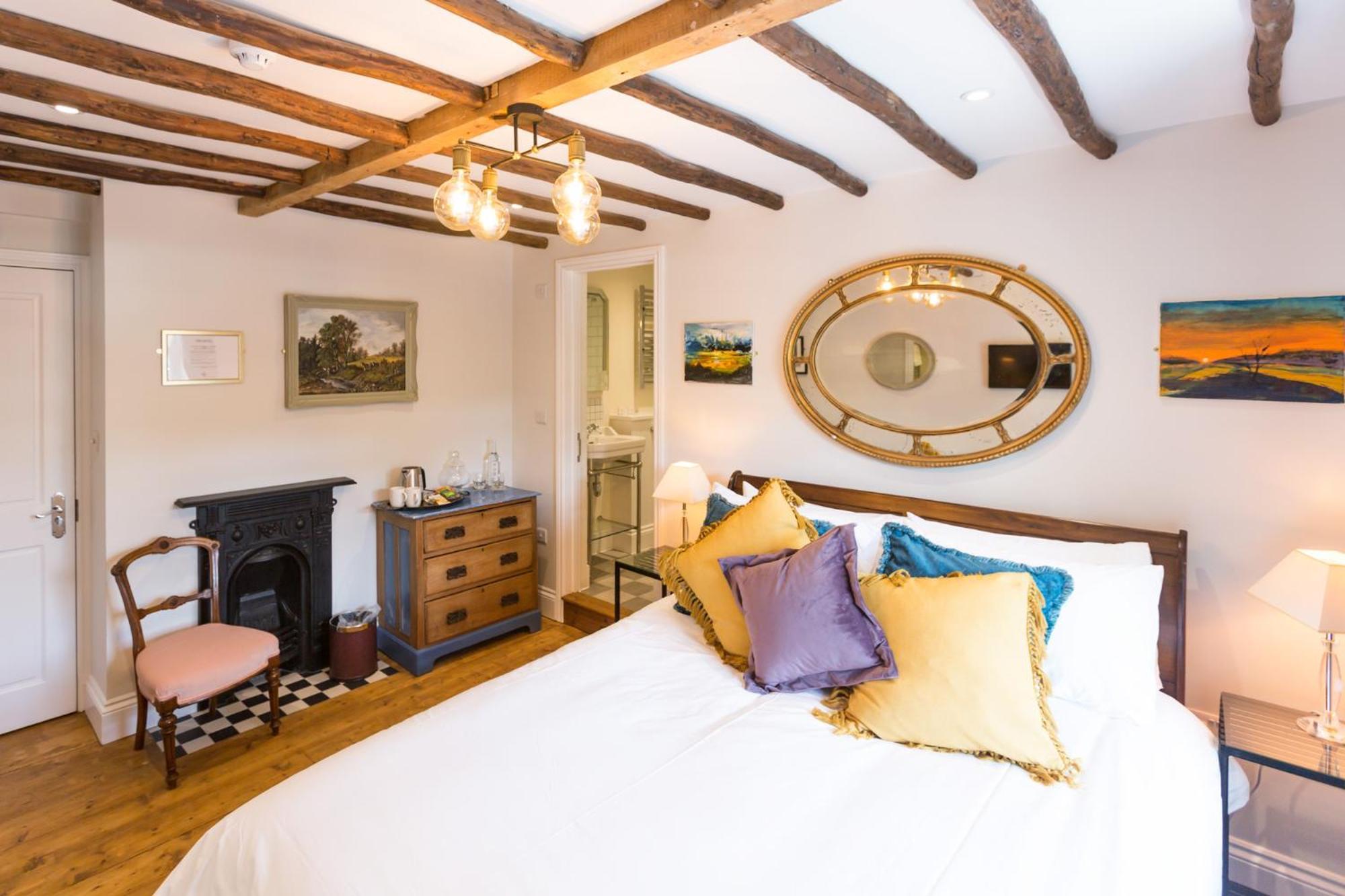 The Dog & Gun Inn Netheravon 部屋 写真
