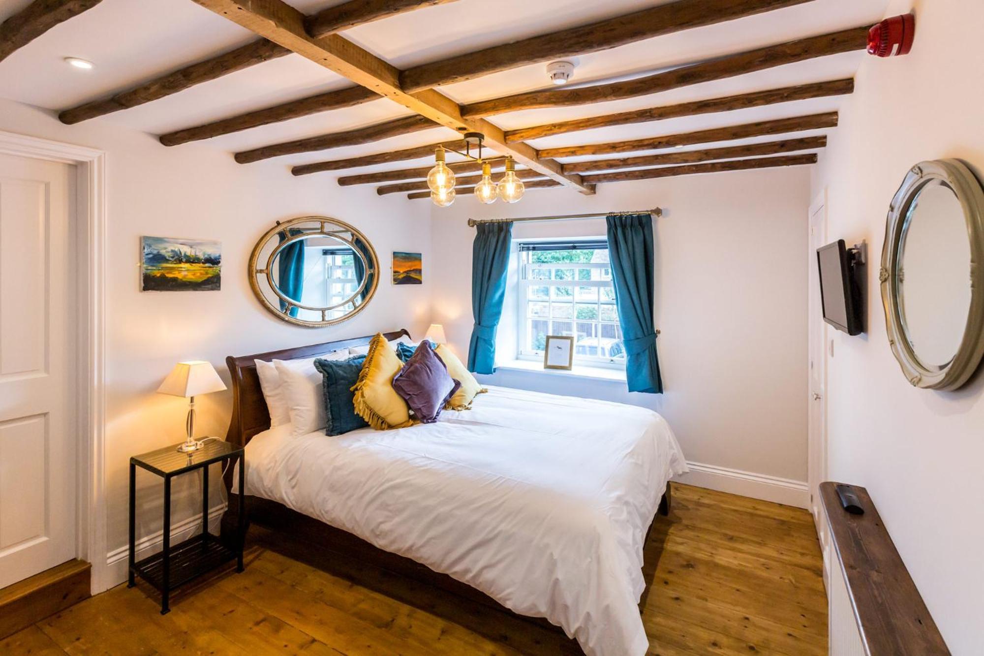 The Dog & Gun Inn Netheravon 部屋 写真